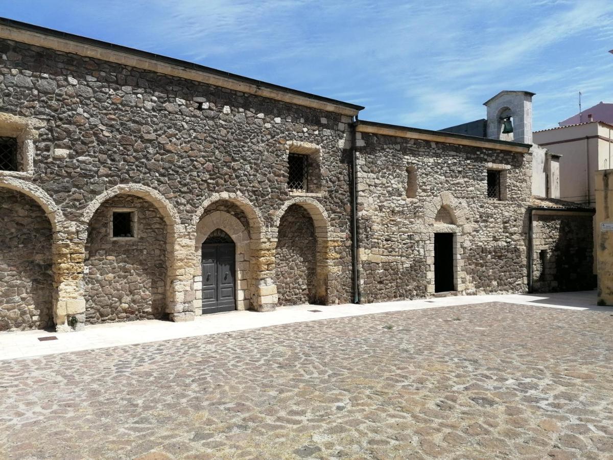 Terrazza & Romantica Sospese Sul Mare Del Borgo Antico --- Terrace & Romantic Over The Sea Of The Ancient Village Castelsardo Exterior foto